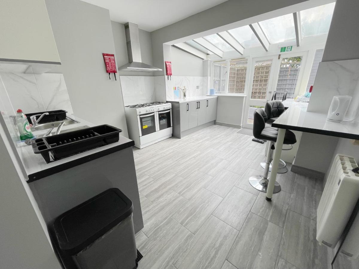 Cosy Bright Studio Apartment Close To Wembley Stadium Londra Dış mekan fotoğraf